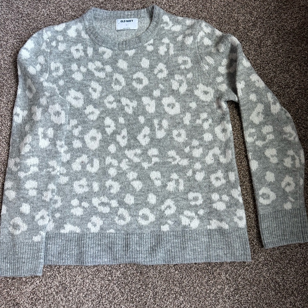 Old Navy Leopard Print Sweater - Size Medium